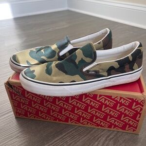 Vans Camo Slip On